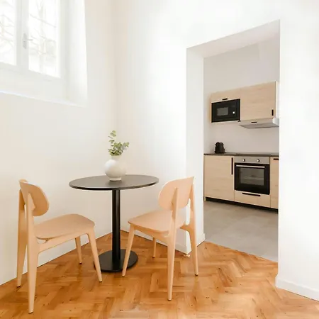 Sonder By Marriott Bonvoy Palazzo Taverna Apartments Piazza Navona Rome Exterior photo