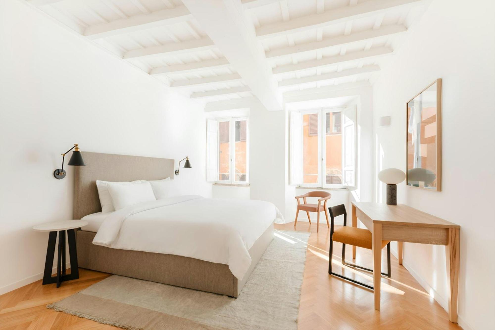 Sonder By Marriott Bonvoy Palazzo Taverna Apartments Piazza Navona Rome