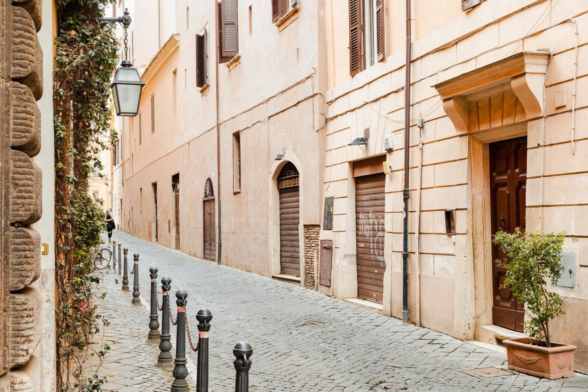 Sonder By Marriott Bonvoy Palazzo Taverna Apartments Piazza Navona Aparthotel