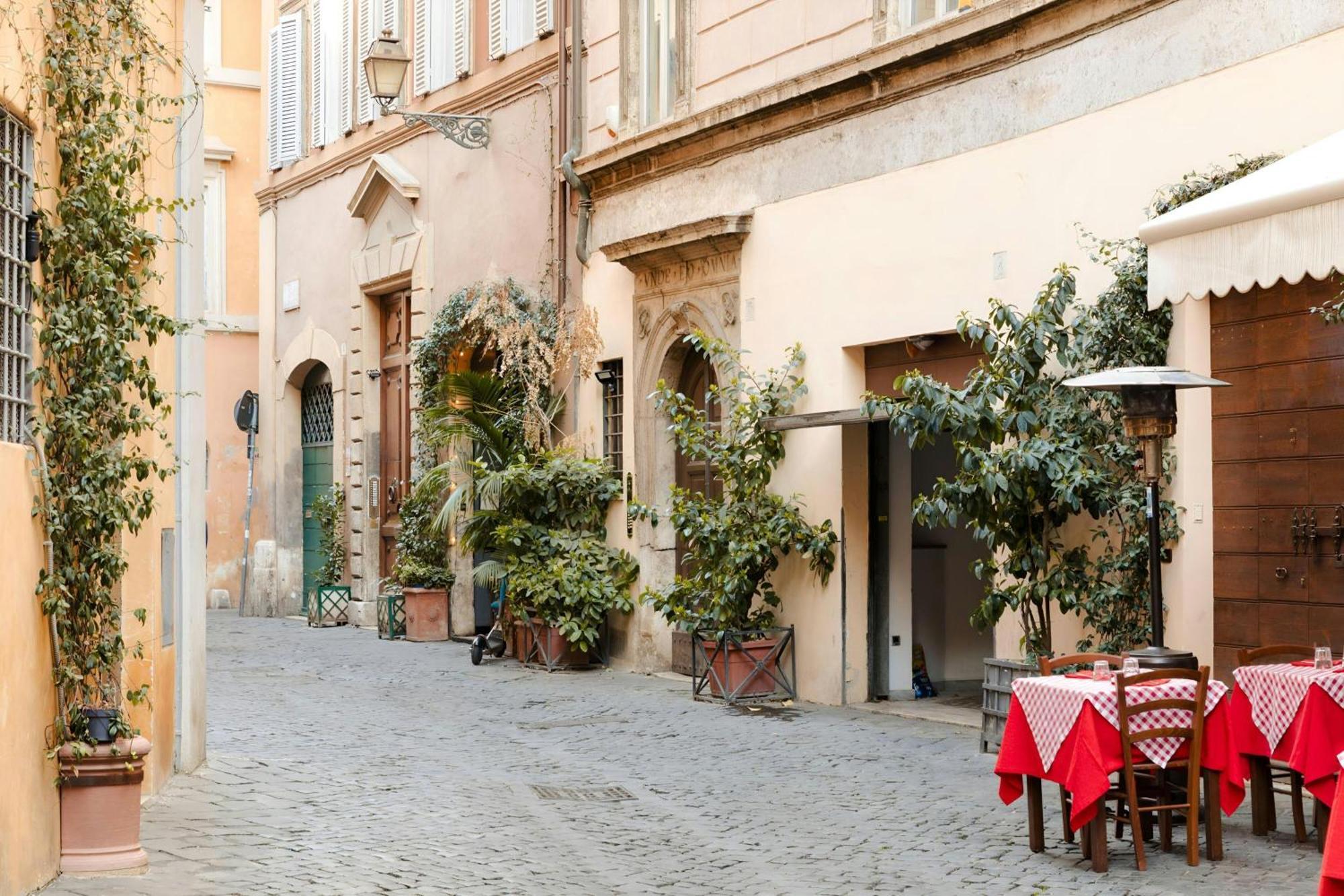 Sonder By Marriott Bonvoy Palazzo Taverna Apartments Piazza Navona 3* Rom